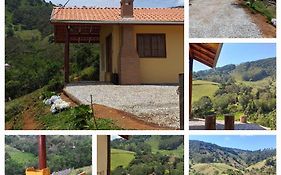 Chalé Som do Riacho com Hidromassagem e Lareira á 20 minutos de Gonçalves-MG